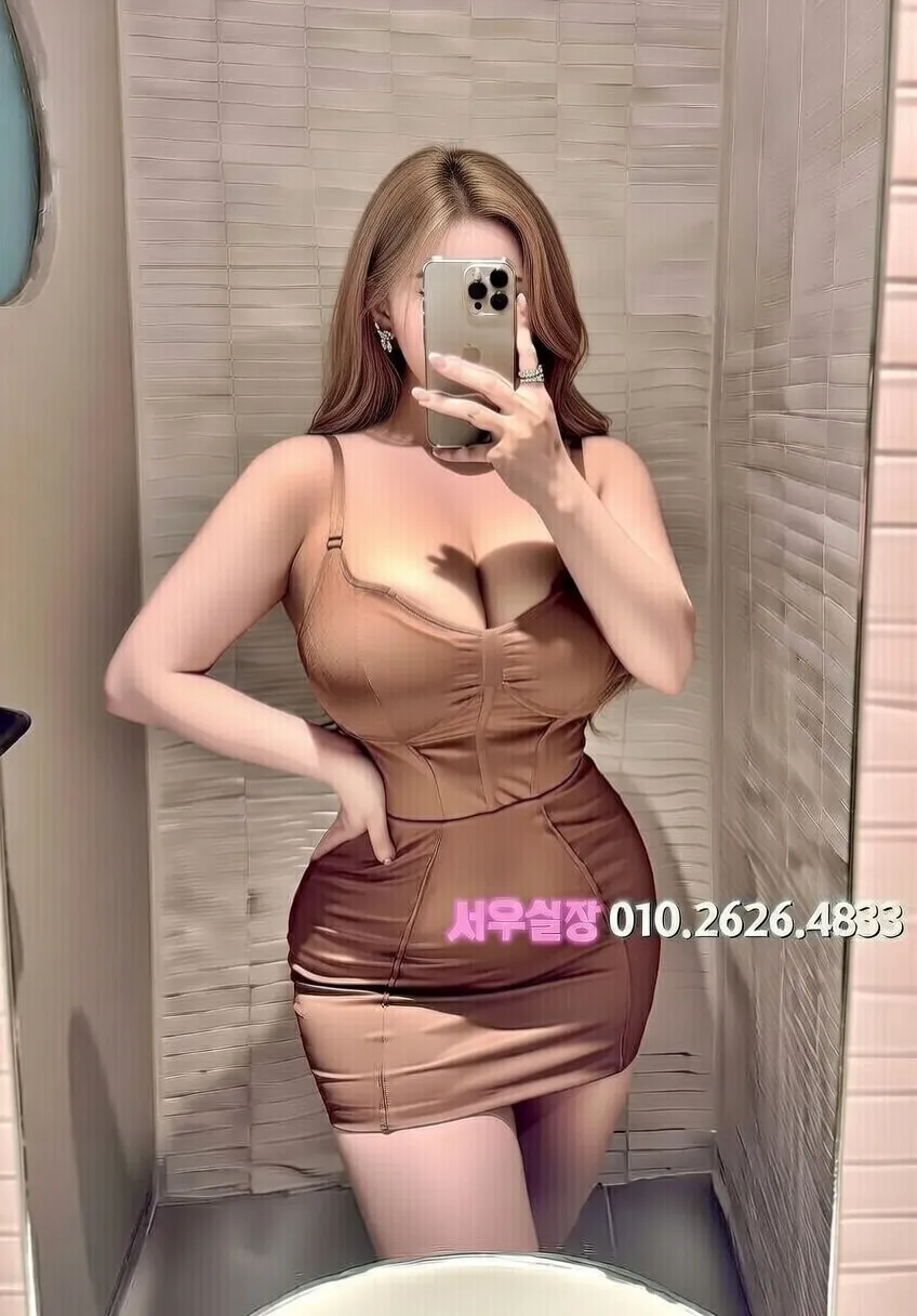 프리미엄 파트너 프로필 5 - 다양한 스타일의 매력적인 파트너